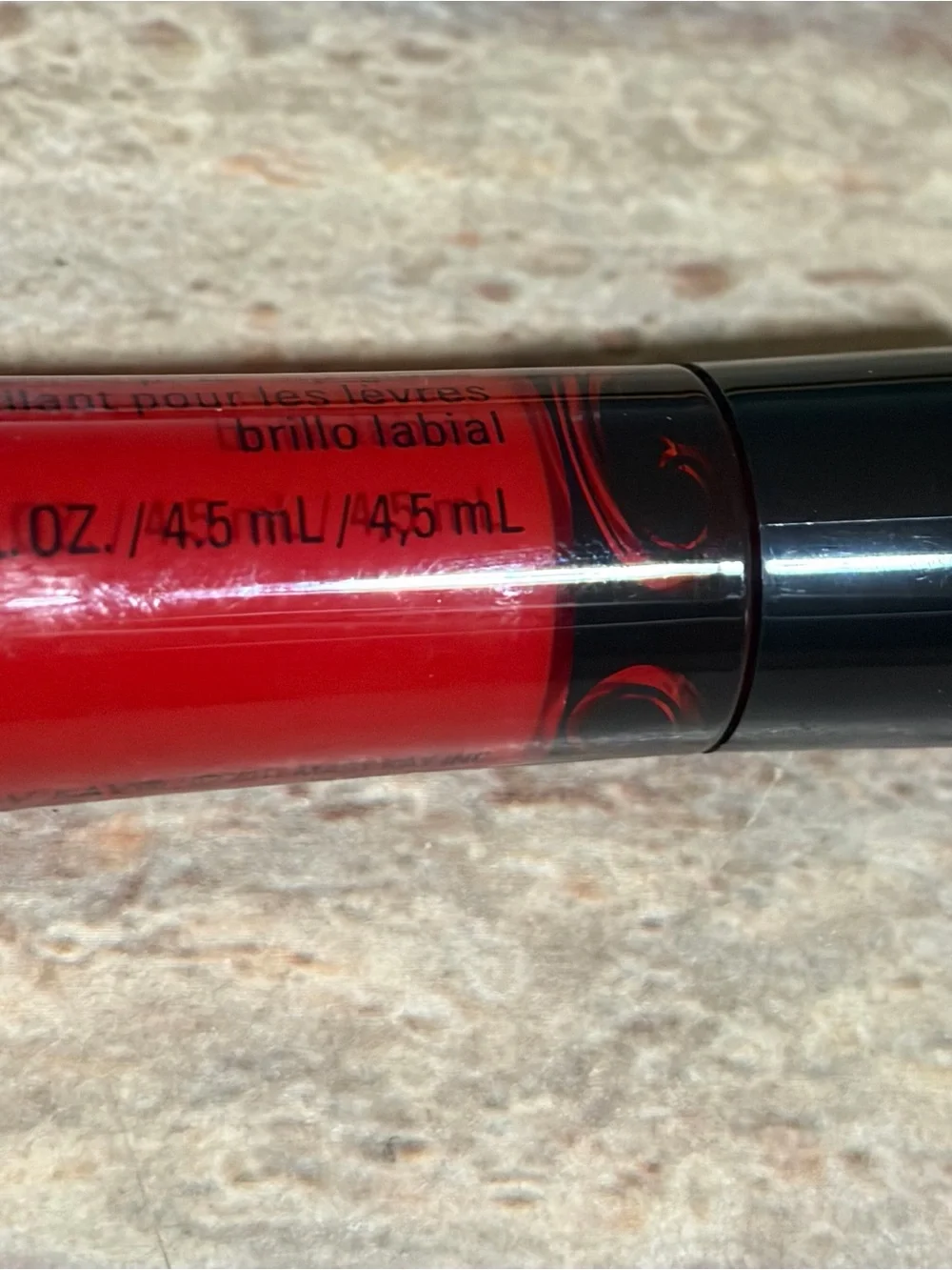 Mary Kay Rock ‘N’ Red 2T05 Red Nourishing Plus Lip Gloss